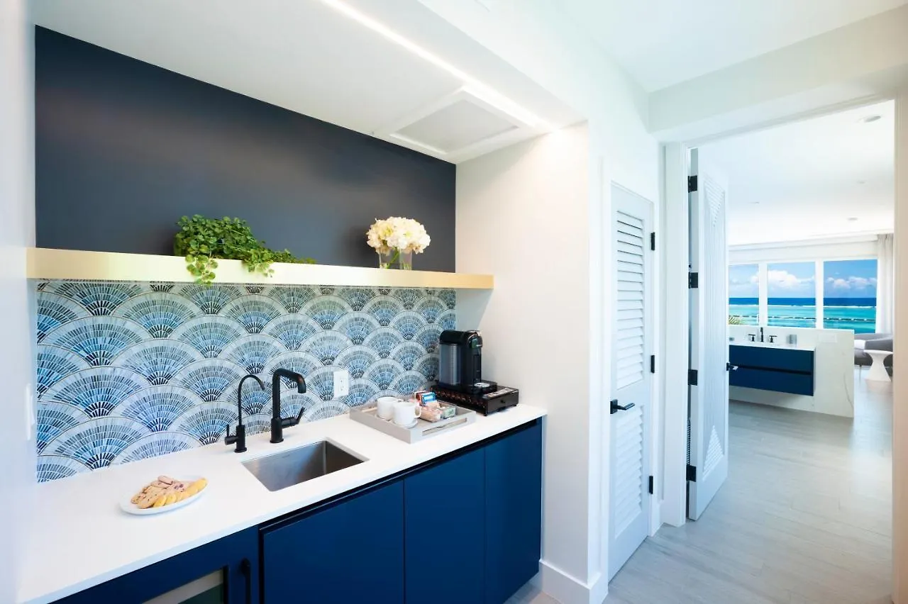 Black Urchin Boutique Resort Bodden Town