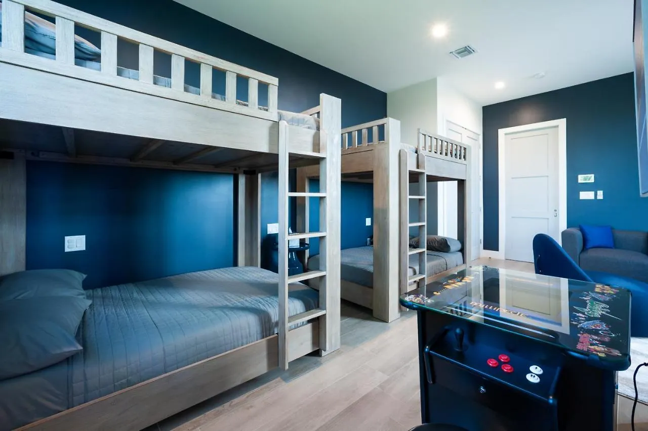 Black Urchin Boutique Resort Bodden Town Islas Caimán