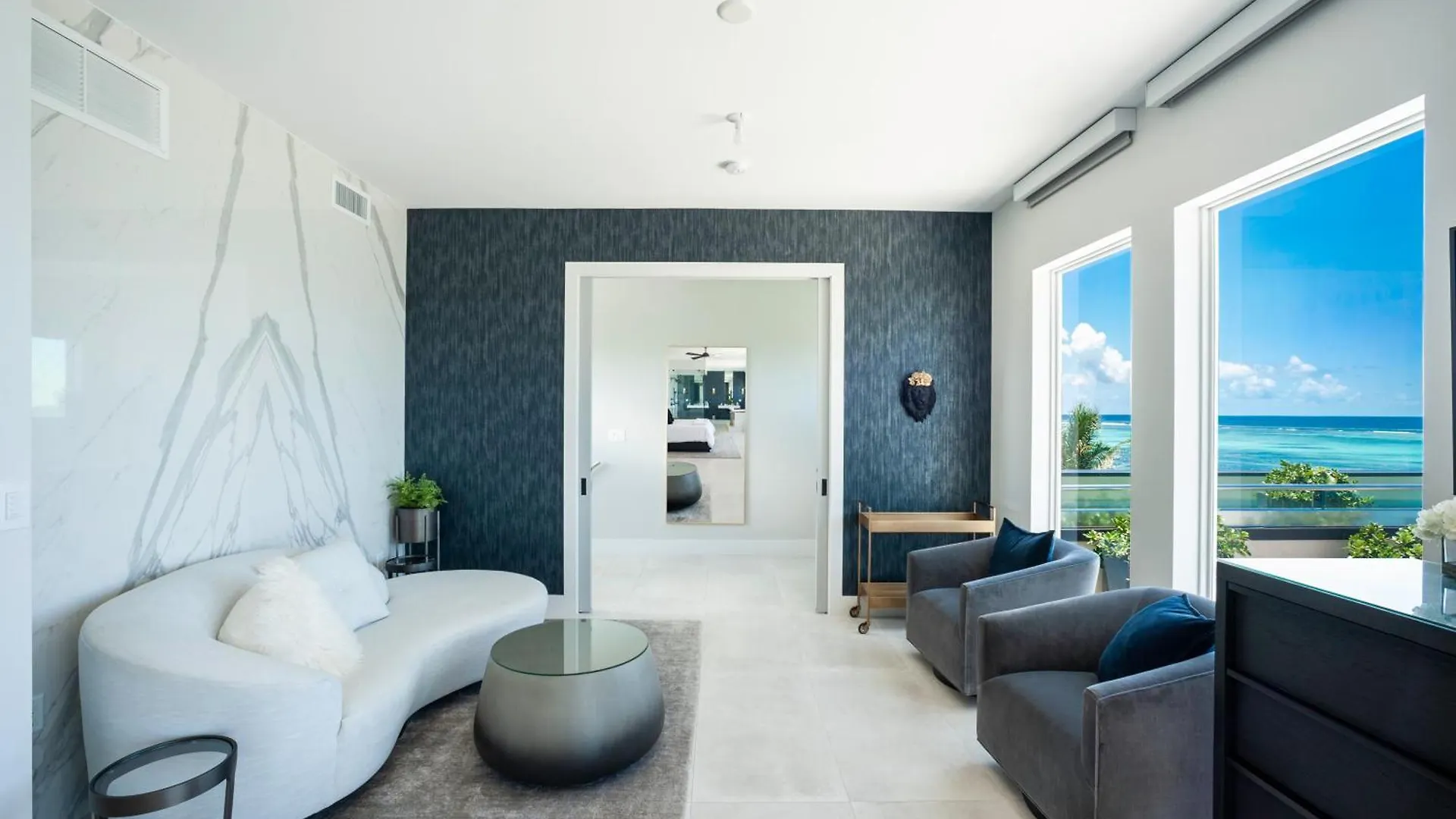Black Urchin Boutique Resort Bodden Town