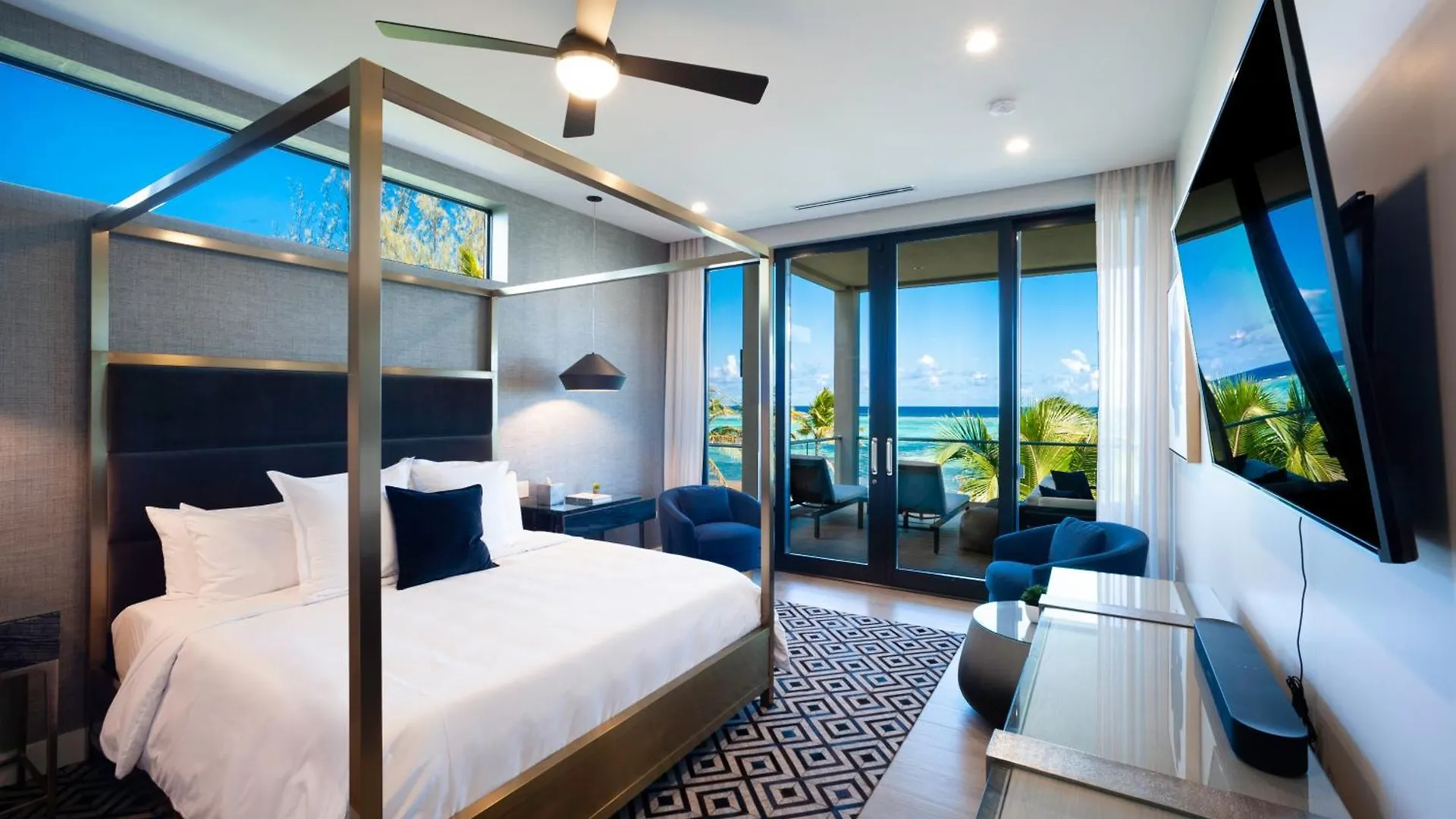 Black Urchin Boutique Resort Bodden Town Apartahotel